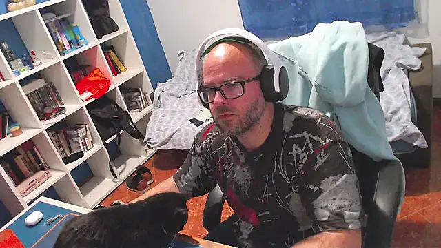 ravingr4d4 online show from May 2026 10:35:01 PM