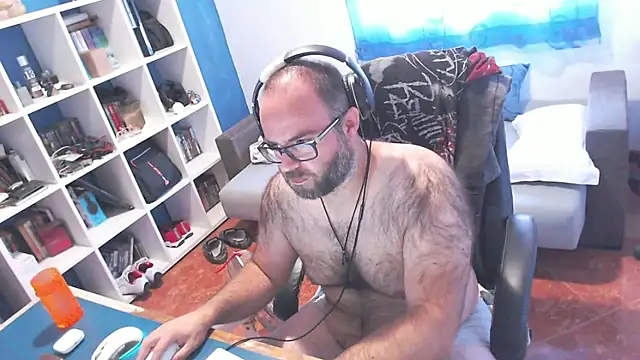 ravingr4d4 online show from October 2025 09:32:02 AM