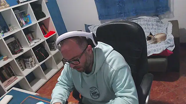 ravingr4d4 online show from May 2026 07:49:02 PM