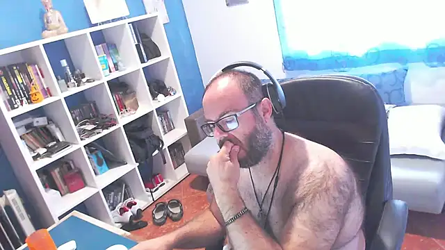 ravingr4d4 online show from October 2025 09:43:02 AM