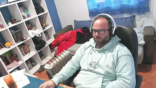 ravingr4d4 online show from November 2025 02:06:02 PM