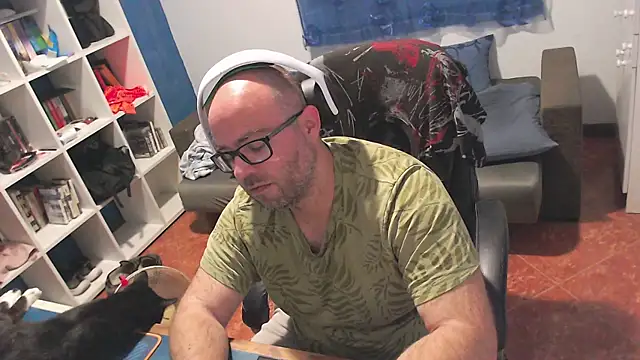 ravingr4d4 online show from May 2026 09:57:01 PM