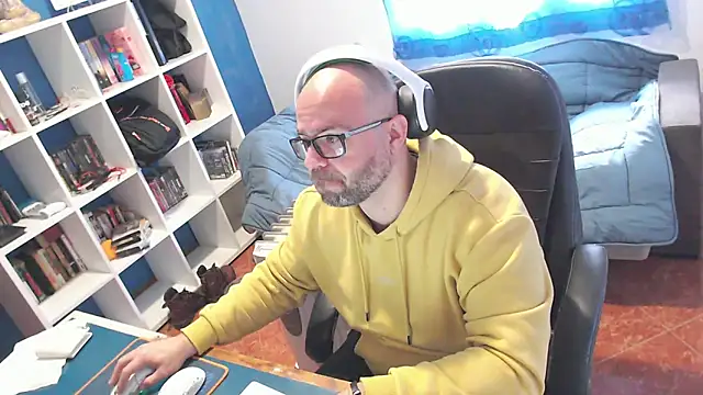 ravingr4d4 online show from March 2026 11:40:02 AM