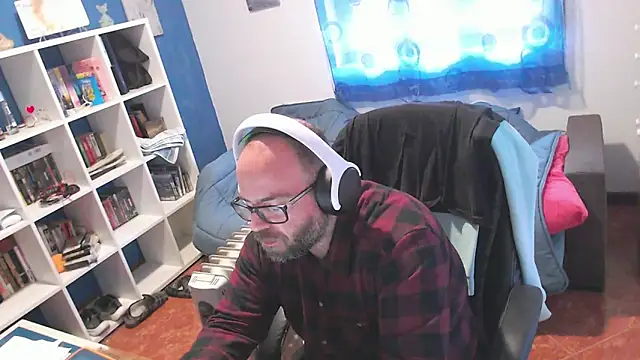 ravingr4d4 online show from March 2026 01:22:02 PM