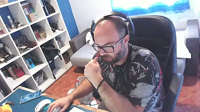ravingr4d4 online show from October 2025 10:28:02 AM
