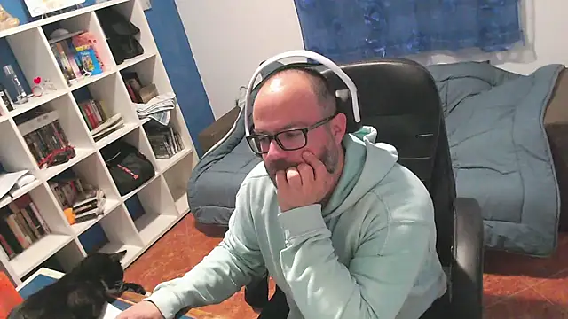 ravingr4d4 online show from March 2026 11:15:02 PM