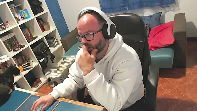 ravingr4d4 online show from March 2026 09:16:02 PM