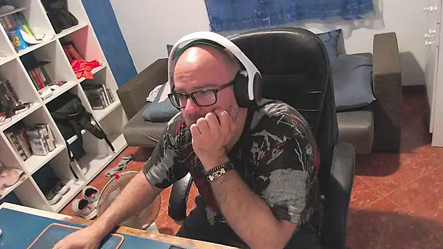 ravingr4d4 online show from May 2026 09:55:01 PM