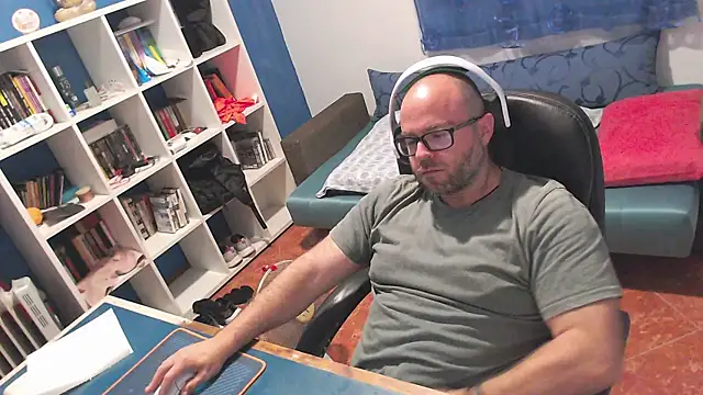 ravingr4d4 online show from May 2026 09:26:02 PM
