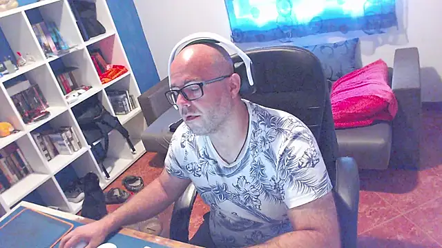 ravingr4d4 online show from June 2026 10:26:02 AM