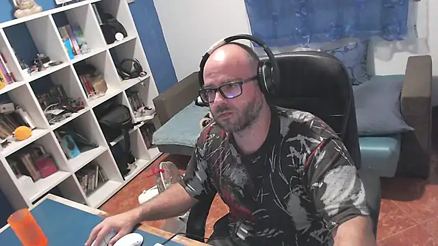 ravingr4d4 online show from October 2025 09:47:01 PM