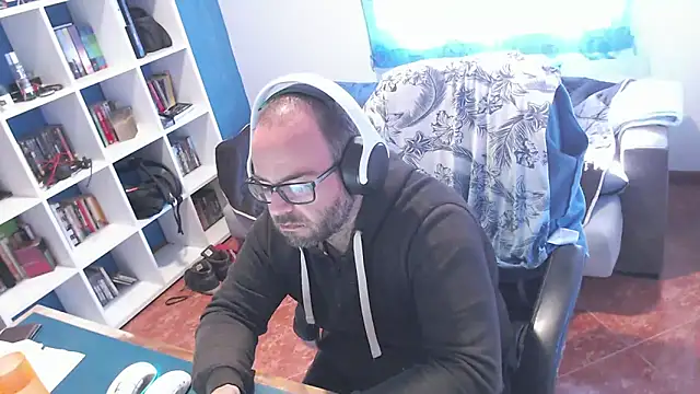 ravingr4d4 online show from November 2025 11:22:02 AM