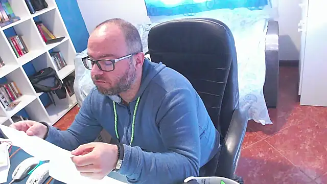 ravingr4d4 online show from February 2026 11:10:01 AM