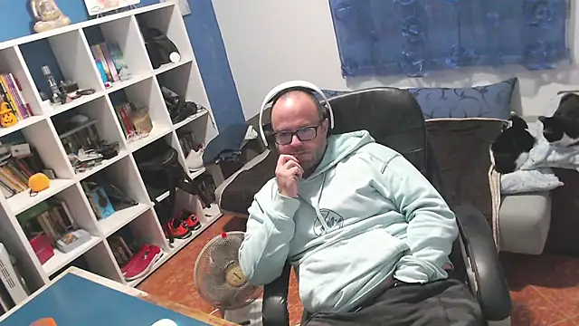 ravingr4d4 online show from November 2025 09:07:02 PM