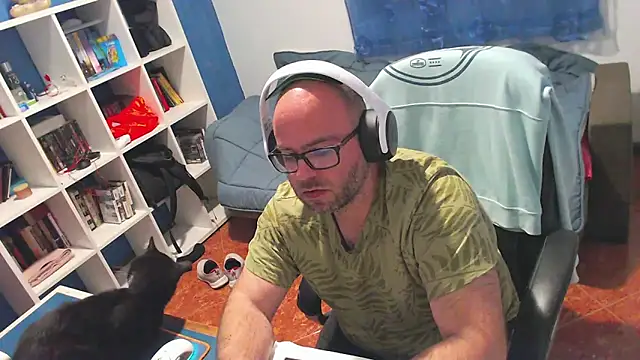 ravingr4d4 online show from May 2026 09:29:02 PM