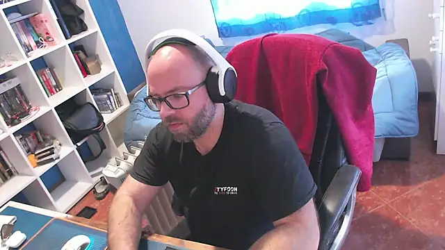 ravingr4d4 online show from March 2026 01:16:02 PM