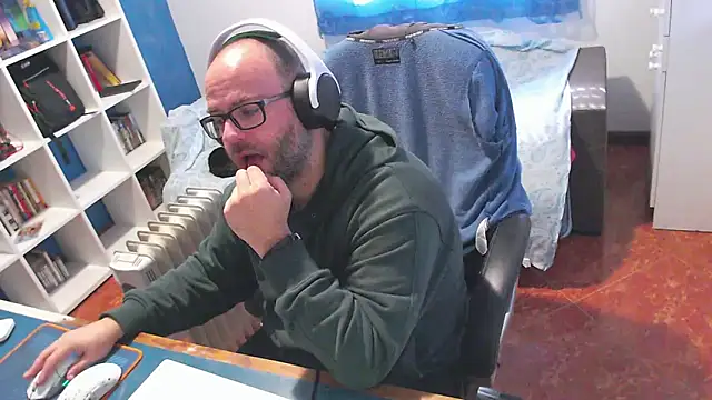 ravingr4d4 online show from February 2026 11:21:02 AM