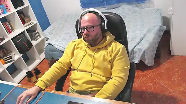 ravingr4d4 online show from March 2026 11:54:01 PM