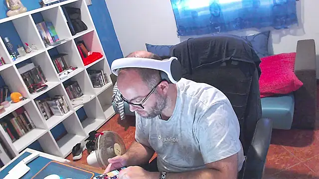 ravingr4d4 online show from June 2026 01:11:01 PM