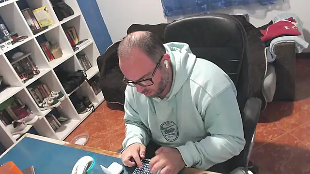 ravingr4d4 online show from November 2025 10:25:01 PM