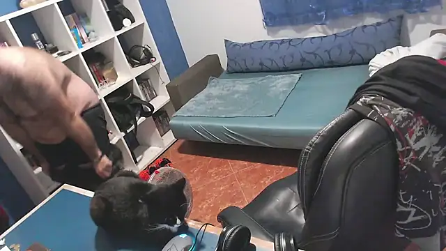 ravingr4d4 online show from October 2025 10:41:02 PM