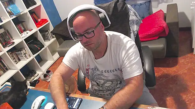 ravingr4d4 online show from June 2026 10:53:02 PM
