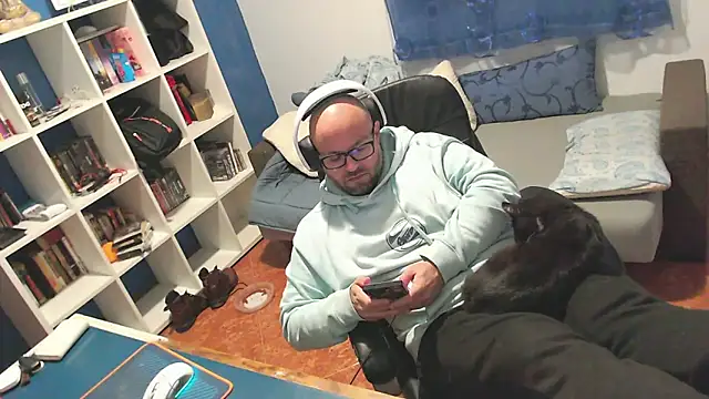 ravingr4d4 online show from March 2026 11:34:02 PM