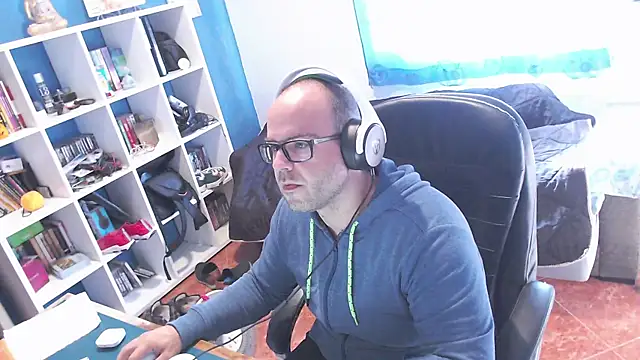 ravingr4d4 online show from November 2025 09:24:01 AM