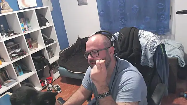 ravingr4d4 online show from October 2025 11:25:01 PM