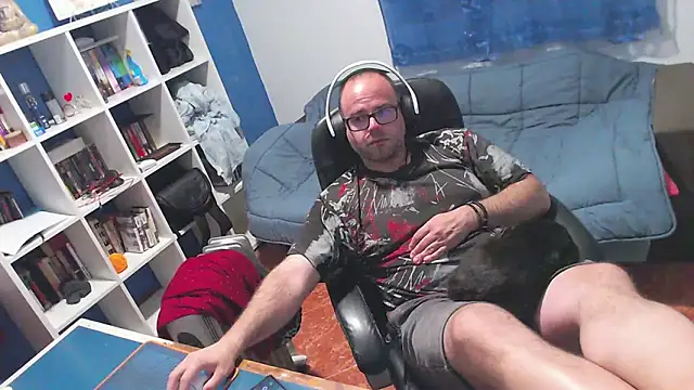 ravingr4d4 online show from April 2026 09:32:02 PM