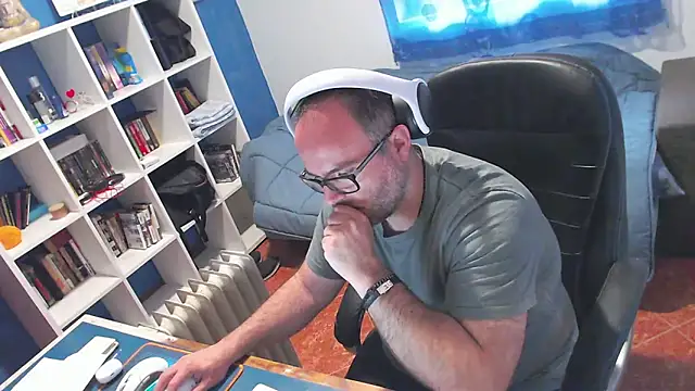 ravingr4d4 online show from April 2026 09:55:01 AM