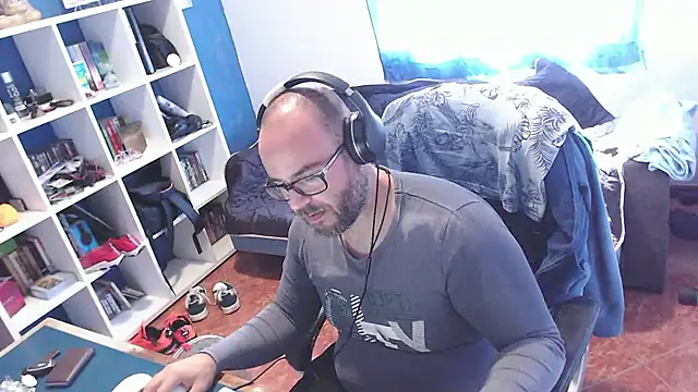 ravingr4d4 online show from October 2025 11:31:01 AM