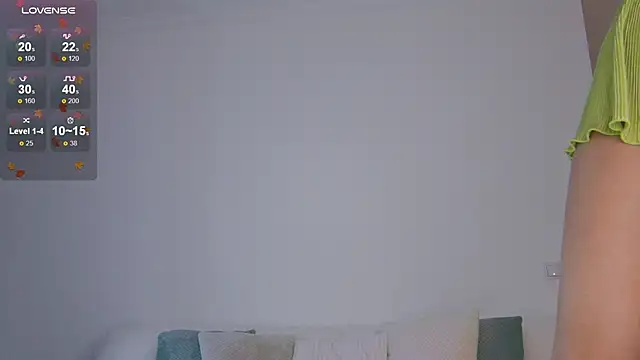 LilyRoselyn online show from October 2025 05:34:02 PM