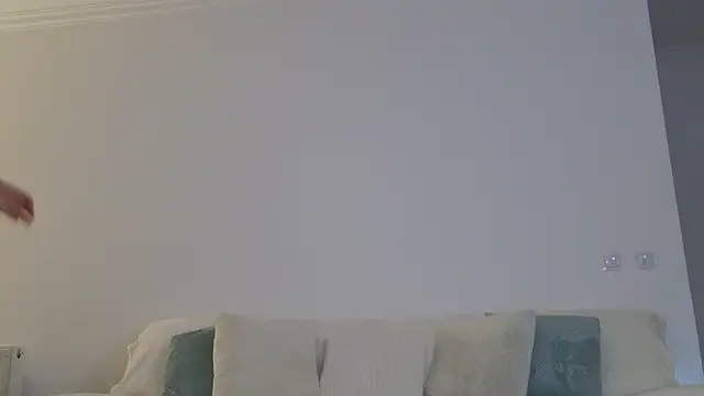 LilyRoselyn online show from December 2025 04:23:02 PM