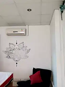 Snapshot of Daniela77771 chatting on December 2024 02:42:01 PM Daniela77771 online show from December 2024 02:42:01 PM