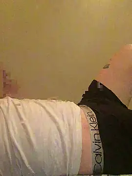 Tylerx9 online show from March 2026 03:09:02 AM