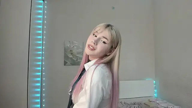 Alisa Black Star online show from April 2026 02:51:02 PM