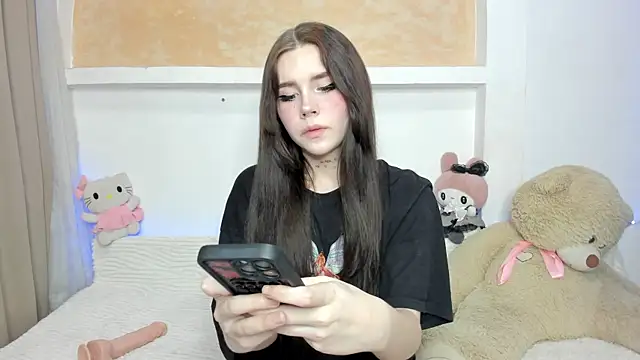 Snapshot of Alisa_Black_Star chatting on November 2025 04:17:01 PM Alisa Black Star online show from November 2025 04:17:01 PM