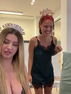 Snapshot of RoxxyDallas chatting on September 2025 07:09:02 PM RoxxyDallas online show from September 2025 07:09:02 PM