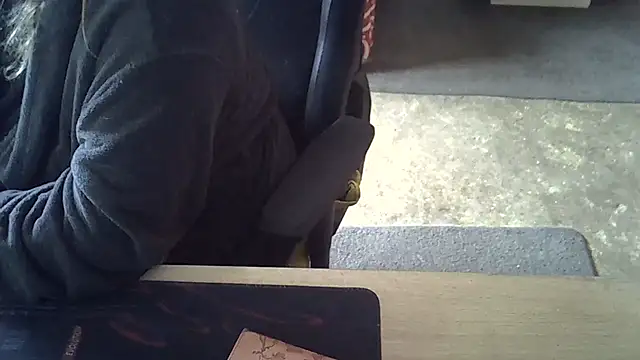 Silvia2277 online show from February 2026 07:18:01 AM