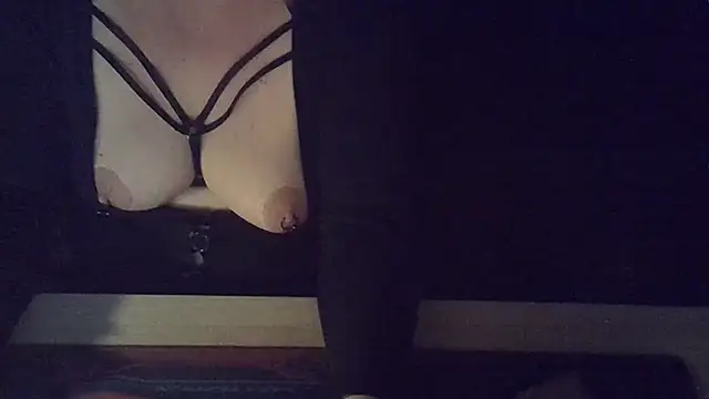 Snapshot of Silvia2277 chatting on October 2025 08:30:02 PM Silvia2277 online show from October 2025 08:30:02 PM