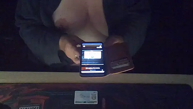 Snapshot of Silvia2277 chatting on October 2025 07:02:02 PM Silvia2277 online show from October 2025 07:02:02 PM