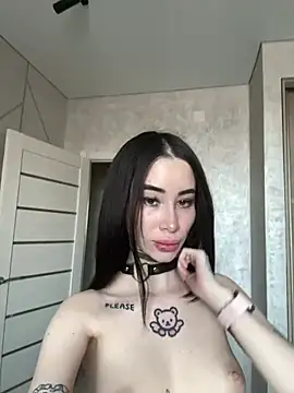 Snapshot of Yunasi chatting on February 2025 10:20:02 AM Yunasi online show from February 2025 10:20:02 AM