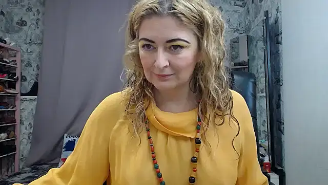 Helen1974 online show from October 2025 05:57:02 PM