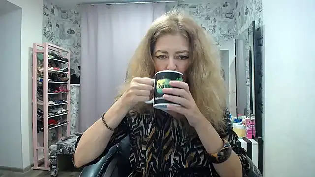Snapshot of Helen1974 chatting on July 2026 07:14:02 PM Helen1974 online show from July 2026 07:14:02 PM