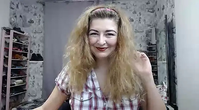 Helen1974 online show from January 2025 07:10:02 PM