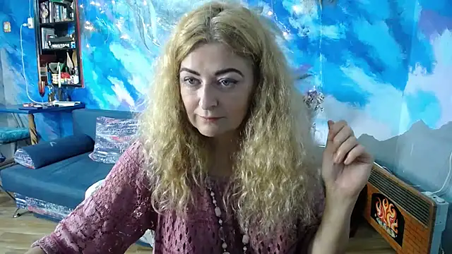 Helen1974 online show from September 2025 05:50:01 PM