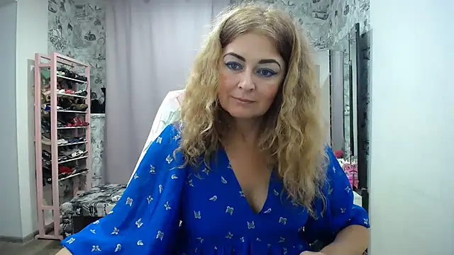 Snapshot of Helen1974 chatting on July 2026 09:37:01 PM Helen1974 online show from July 2026 09:37:01 PM