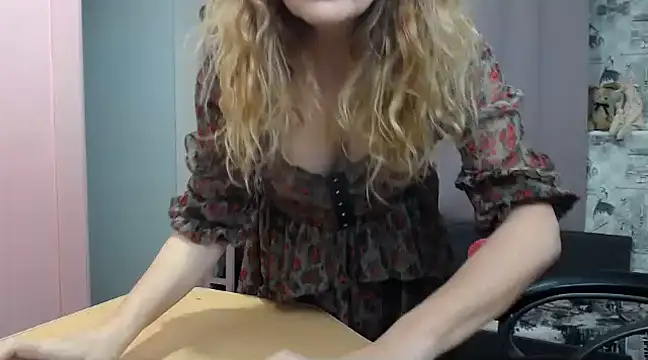 Helen1974 online show from February 2025 10:54:01 PM