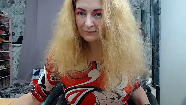 Helen1974 online show from December 2025 01:57:01 PM